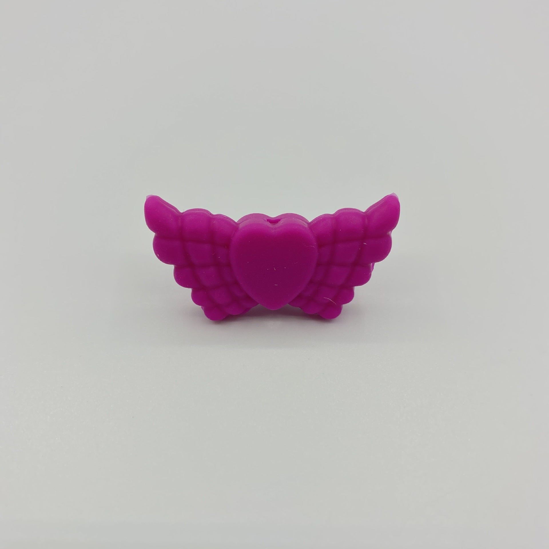 Wholesale 38*19*7.5MM Angel Feather Wings Focal beads Silicone 10pcs